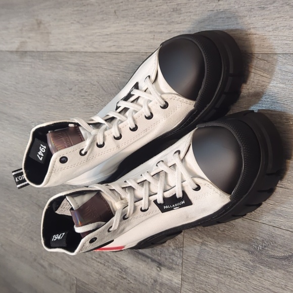 Palladium Revolt Ho TX Star Platform Boots - Picture 3 of 13